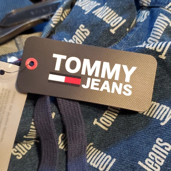 NWT Tommy Hilfiger Hoodie - Picture 6 of 7